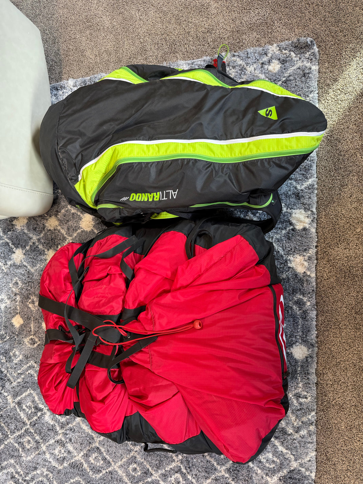Ozone Mojo 6 and SupAir Altirando Paragliding Harness